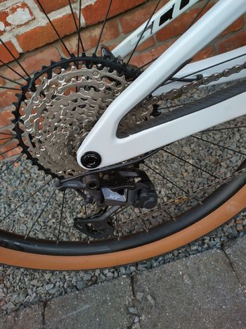 Used Scott Spark RC Pro 2022 2022 Mountainbike, White — image 3 of 10