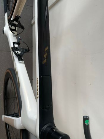 Used Canyon Endurace CFR AXS 2025 Frameset 2025 Road & Gravel, White — image 6 of 8