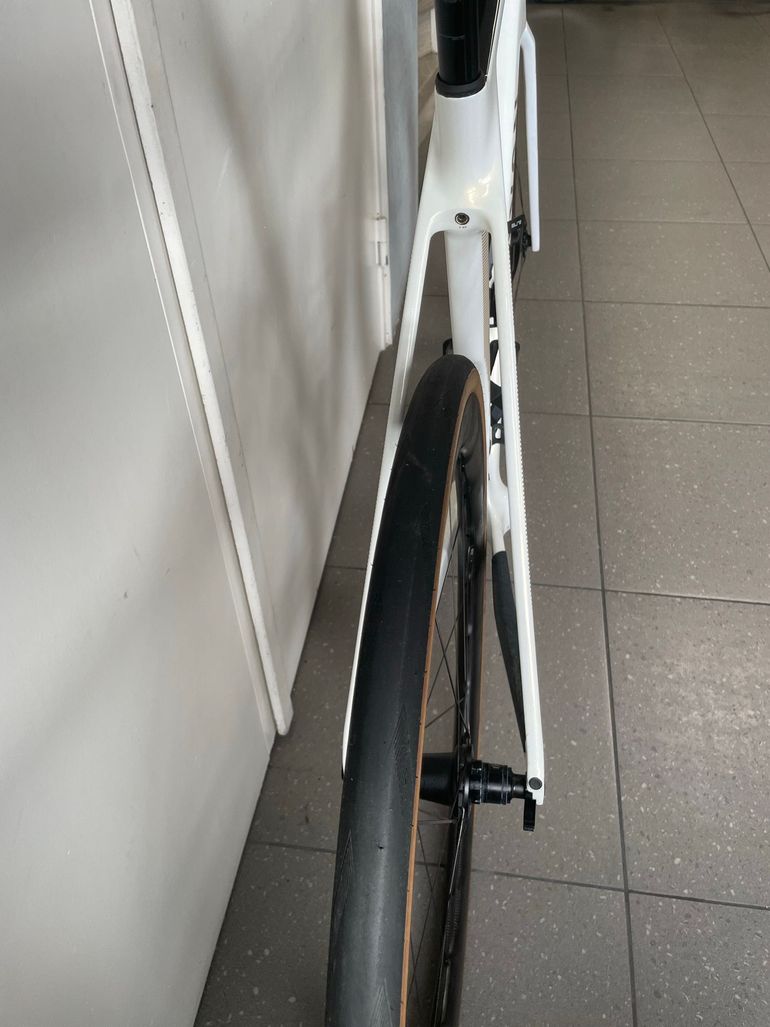 Used Canyon Endurace CFR AXS 2025 Frameset 2025 Road & Gravel, White — image 5 of 8