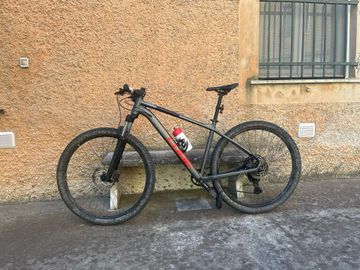 Used CUBE ANALOG 2024 2024 Mountainbike, Light Gray, 27.5, 29 — image 2 of 3