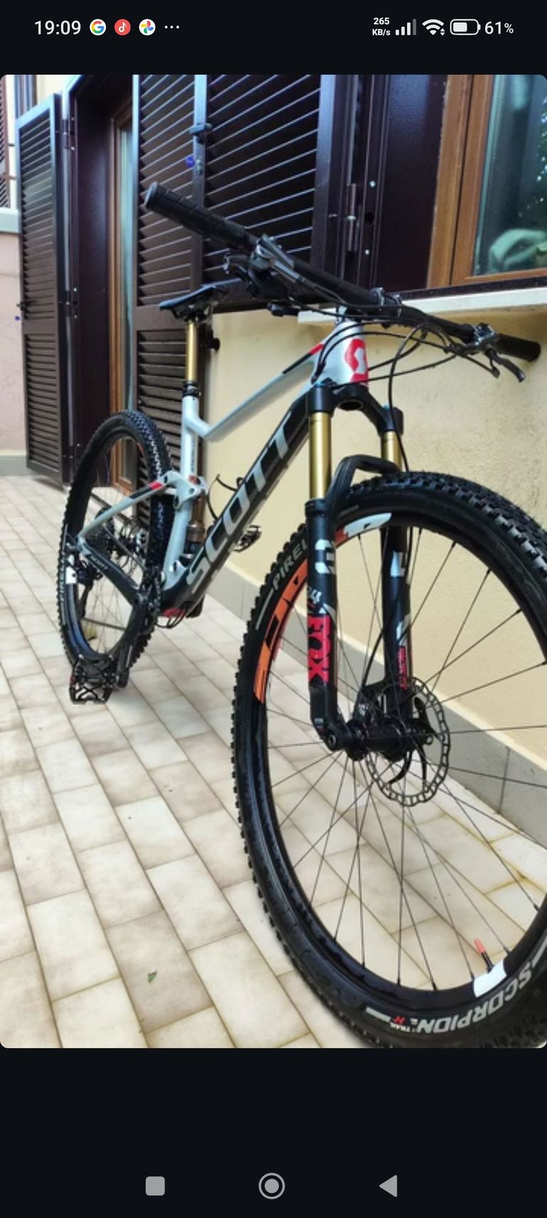 Used Scott Spark 900 Premium 2019 2019 Mountainbike, Light Gray, 29 — image 9 of 9