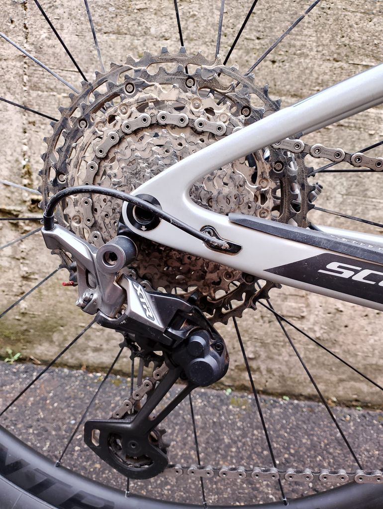 Used Scott Spark 900 Premium 2019 2019 Mountainbike, Light Gray, 29 — image 2 of 9