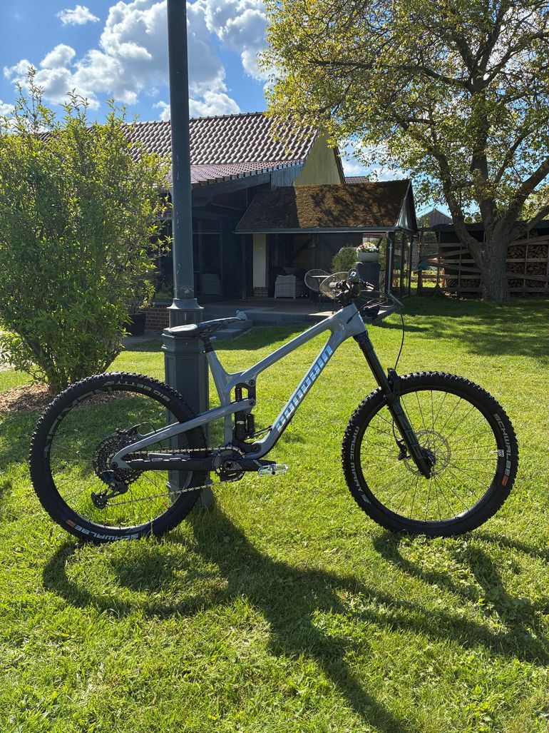 Used Propain SPINDRIFT 4 CF 27.5 Start 2024 2024 Mountainbike, Light Gray, 27.5 — image 5 of 9