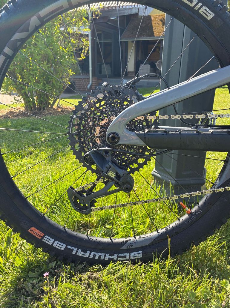 Used Propain SPINDRIFT 4 CF 27.5 Start 2024 2024 Mountainbike, Light Gray, 27.5 — image 3 of 9