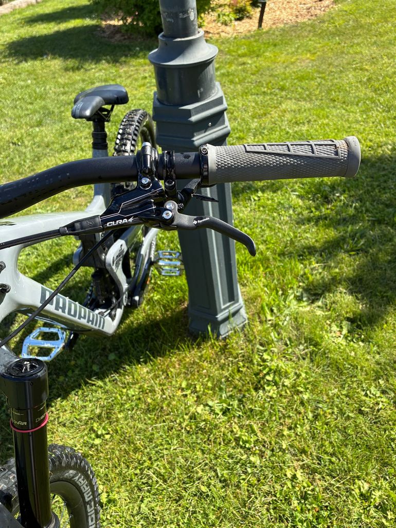 Used Propain SPINDRIFT 4 CF 27.5 Start 2024 2024 Mountainbike, Light Gray, 27.5 — image 8 of 9