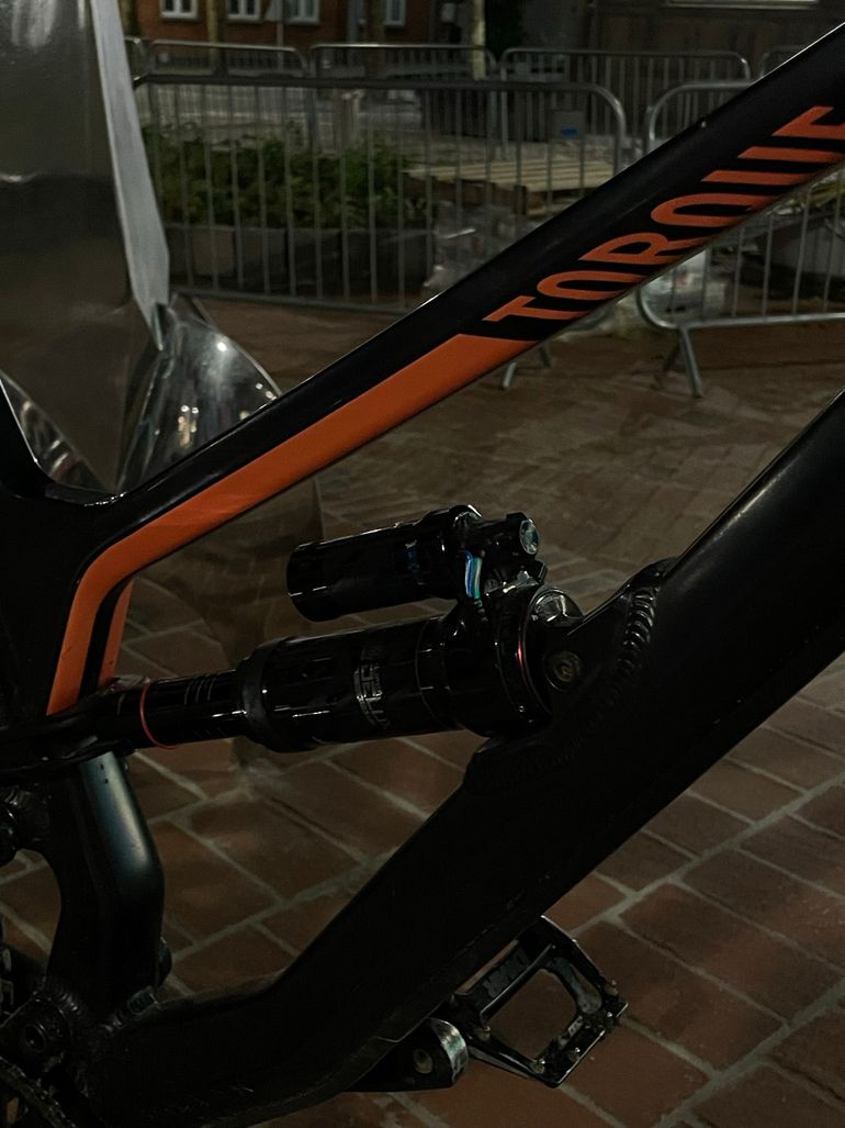 Used Canyon Torque AL 6.0 2019 2019 Mountainbike, Black, 27.5 — image 7 of 9