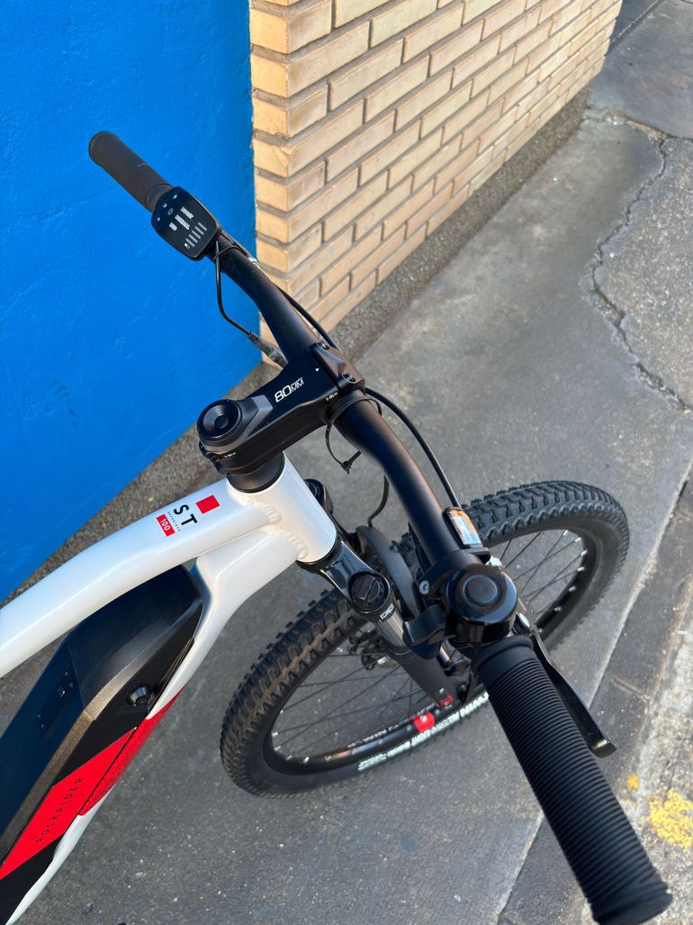 Used ROCKRIDER 27.5" E-ST 100 ELECTRIC MOUNTAIN BIKE 2021 2021 Mountainbike, White, 27.5 — image 4 of 8