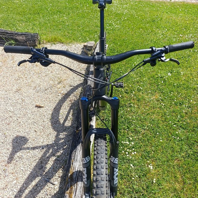 Used Specialized Specialized Stumpjumper EVO Comp 2021 Mountainbike, Black — image 4 of 5