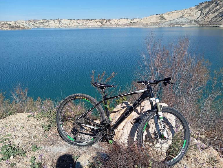 Used CUBE LTD SL 2017 2017 Mountainbike, Green, 27.5, 29 — image 5 of 7