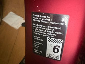 Used Scott Addict 30 disc 2021 2021 Road & Gravel, Red — image 4 of 6