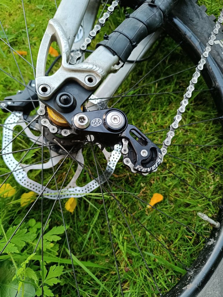 Used Propain Rage Other 2017 Mountainbike, Light Gray — image 8 of 8