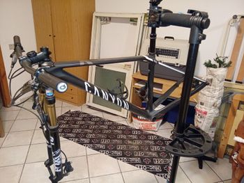 Used Canyon Exceed CF SLX 2023 Frameset 2023 Mountainbike, Black, 29 — image 2 of 5