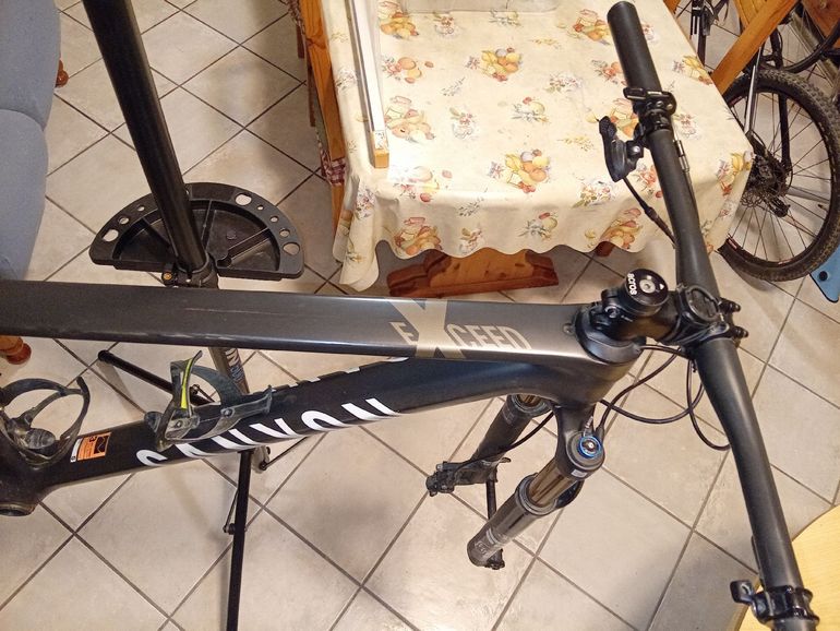 Used Canyon Exceed CF SLX 2023 Frameset 2023 Mountainbike, Black, 29 — image 4 of 5