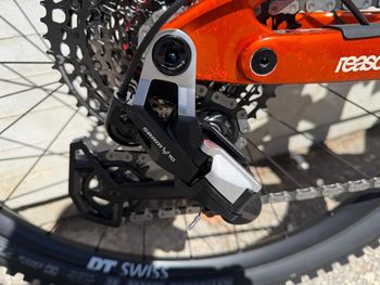 Used Megamo REASON CRB 03 2027 800wh AVINOX M2s 2027 Mountainbike, Orange — image 8 of 14