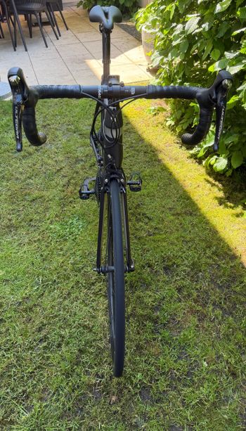 Used Trek Émonda SL 6 2020 2020 Road & Gravel, Black — image 4 of 5