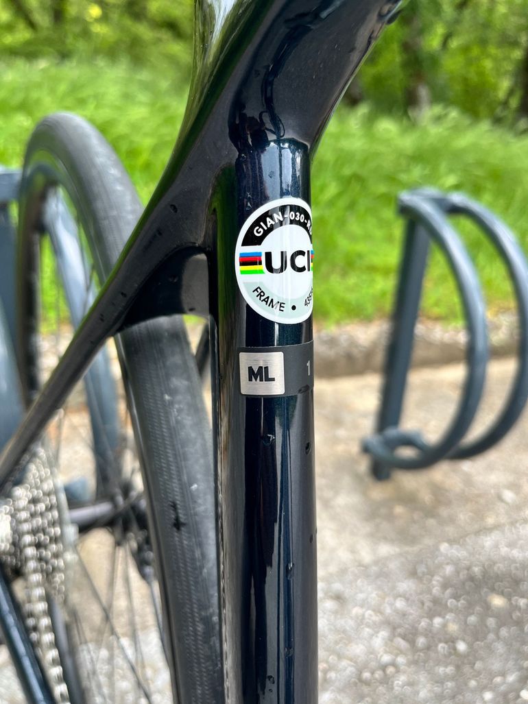 Used Giant Giant TCR Advanced 1 2025 Road & Gravel, Black — image 4 of 10