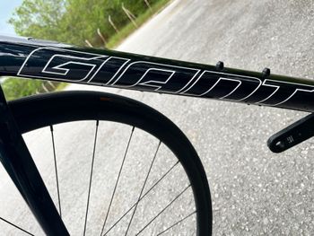 Used Giant Giant TCR Advanced 1 2025 Road & Gravel, Black — image 9 of 10