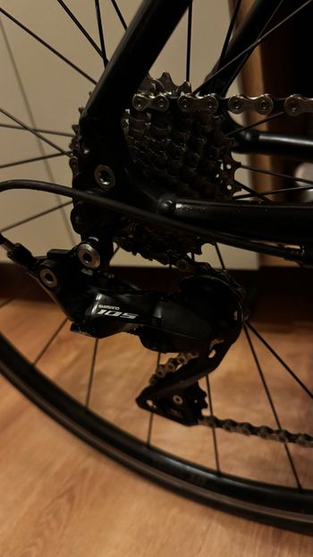 Used Specialized Allez Shimano 105 2022 Road & Gravel, Black — image 8 of 11