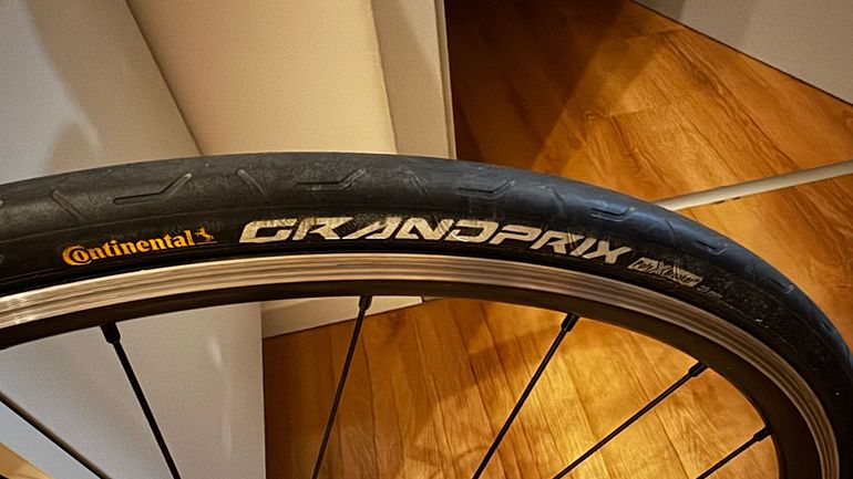 Used Specialized Allez Shimano 105 2022 Road & Gravel, Black — image 9 of 11
