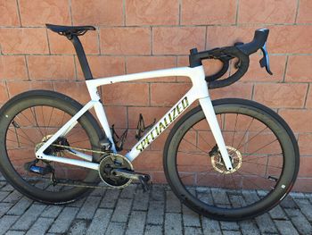Used Specialized Tarmac SL7 Pro - SRAM Force eTap AXS 2023 2023 Road & Gravel, White — image 5 of 7