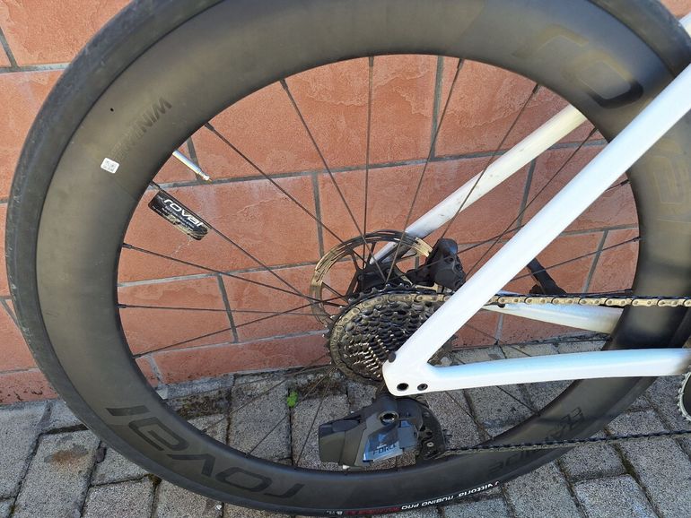 Used Specialized Tarmac SL7 Pro - SRAM Force eTap AXS 2023 2023 Road & Gravel, White — image 3 of 7