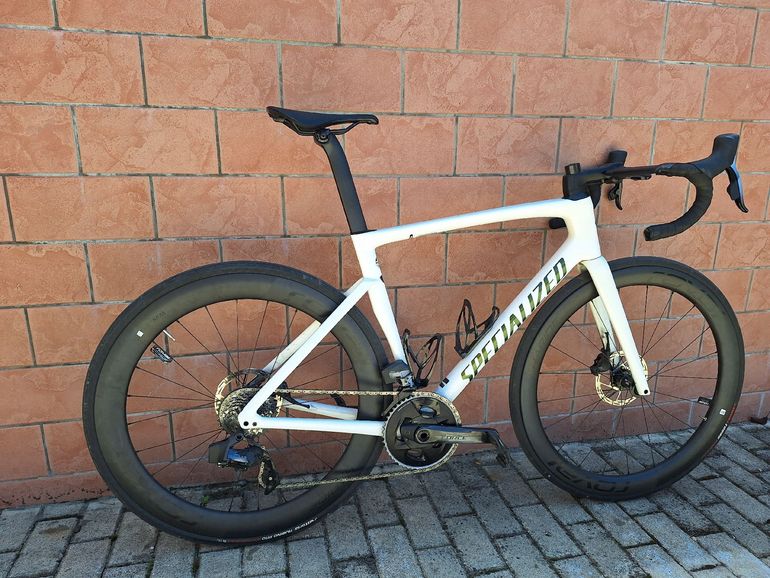 Used Specialized Tarmac SL7 Pro - SRAM Force eTap AXS 2023 2023 Road & Gravel, White — image 1 of 7