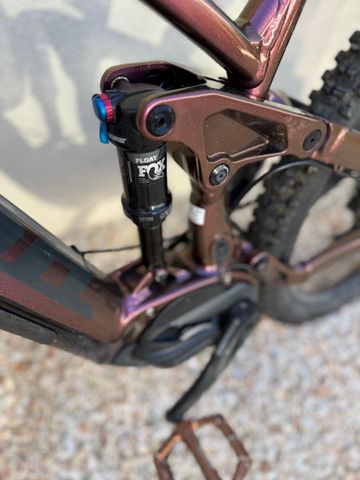 Kona Remote 130 2021 2021 Mountainbike usato, Viola — immagine 3 di 7
