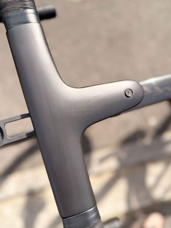 Used Canyon Aeroad CFR Disc AXS 2022 2022 Road & Gravel, Black — image 5 of 15