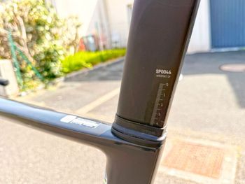 Used Canyon Aeroad CFR Disc AXS 2022 2022 Road & Gravel, Black — image 10 of 15