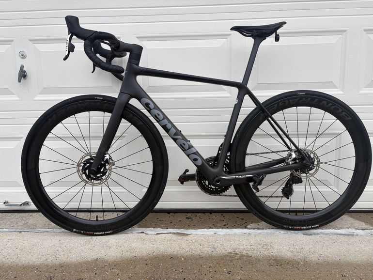 Used Cervélo R5 Red eTap AXS 2024 2024 Road & Gravel, Black — image 1 of 6