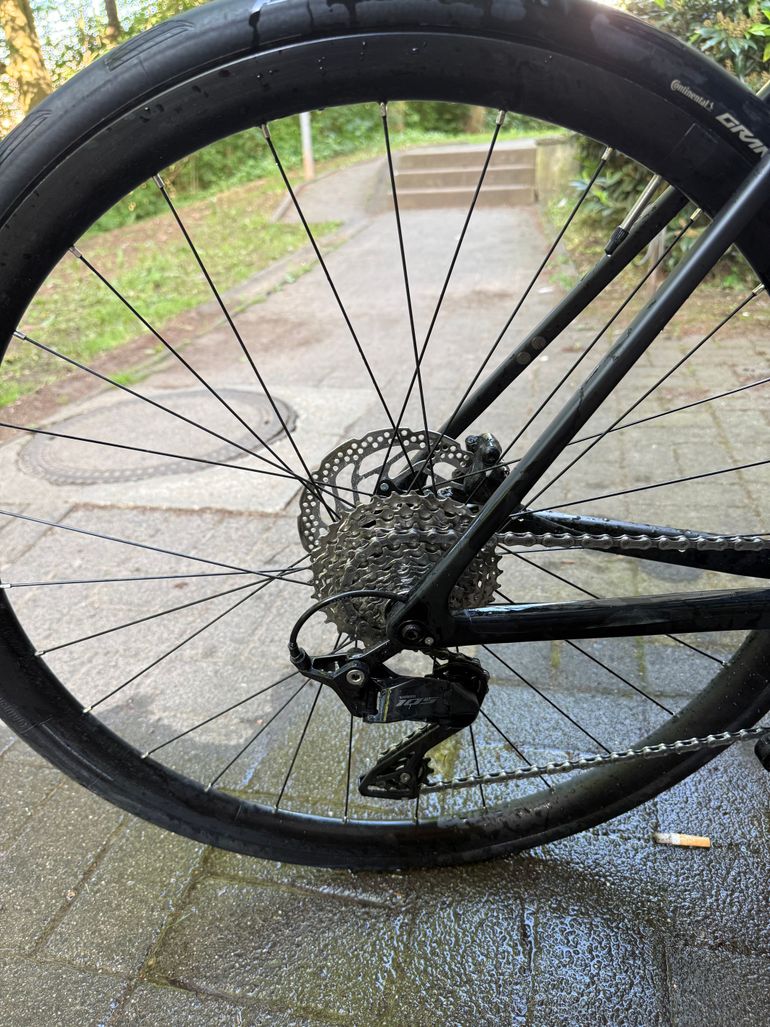Used CUBE ATTAIN C:62, RACE 2026 2026 Road & Gravel, Black — image 2 of 6