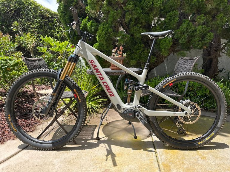 Used Santa Cruz Vala XX AXS RSV / Carbon CC 2025 2025 Mountainbike, Light Gray, 29, 27.5 — image 2 of 4