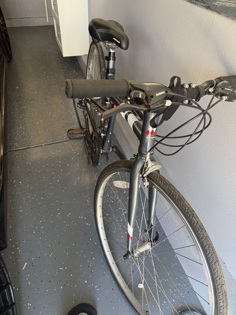Used Montague Urban Road Bike 2023 Urban, Blue — image 3 of 4