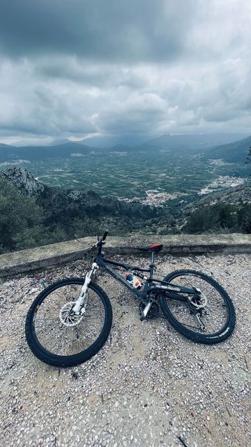 Used Cannondale Custom SRAM X3 2017 Mountainbike, Black — image 2 of 8