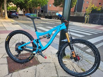 Used Pivot Mach 6 Shimano Deore XT 2023 MTB