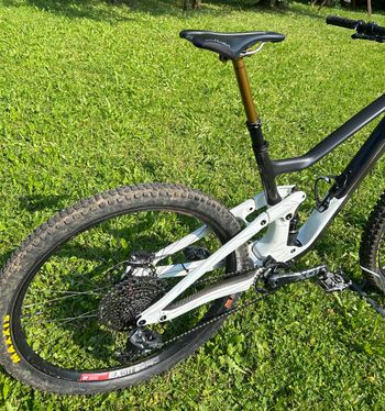 Used Scott Ransom 900 Tuned AXS 2022 2022 Mountainbike, White, 29 — image 3 of 8