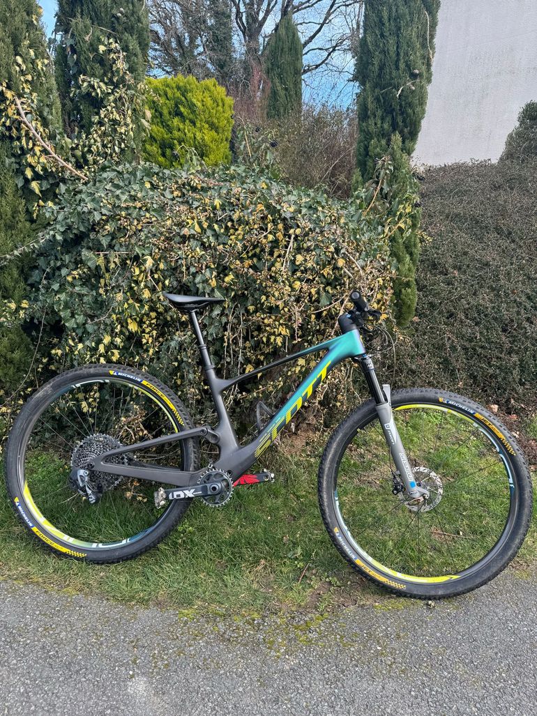 Used Scott Spark RC World Cup AXS 2022 2022 Mountainbike, Green, 29 — image 3 of 4