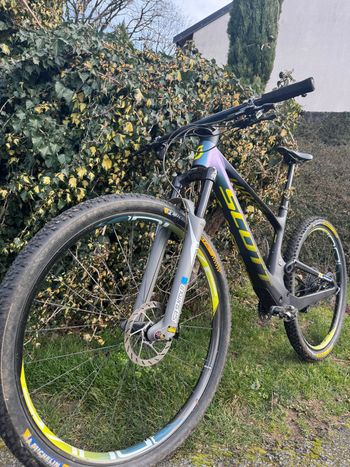 Used Scott Spark RC World Cup AXS 2022 2022 Mountainbike, Green, 29 — image 2 of 4