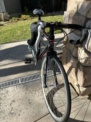 Used Pinarello FP Shimano Claris 2014 Youth, Black — image 5 of 6