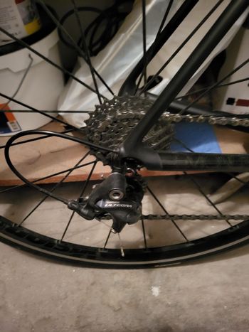 Used Trek Émonda SL 6 2017 2017 Road & Gravel, Black — image 4 of 6