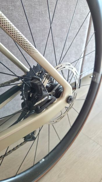 Used Canyon Endurace CF SLX 8 AXS Aero 2024 2024 Road & Gravel, Light Gray — image 10 of 14