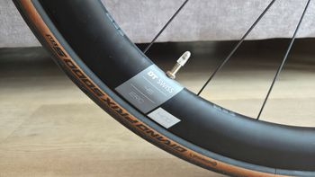 Used Canyon Endurace CF SLX 8 AXS Aero 2024 2024 Road & Gravel, Light Gray — image 6 of 14