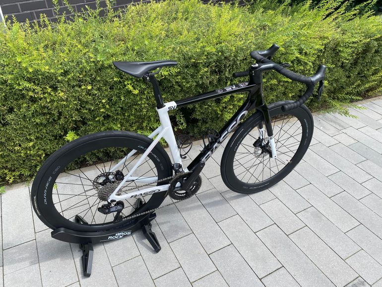Basso Diamante SV Signature Series Act II Shimano Ultegra 8170 Di2 Disc 2024