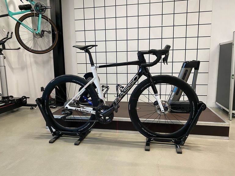 Used Basso Diamante SV Signature Series Act II Shimano Ultegra 8170 Di2 Disc 2024 2024 Road & Gravel, Black — image 1 of 10