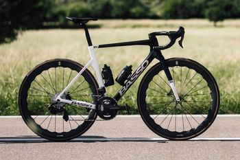 Used Basso Diamante SV Signature Series Act II Shimano Ultegra 8170 Di2 Disc 2024 2024 Road & Gravel, Black — image 3 of 10