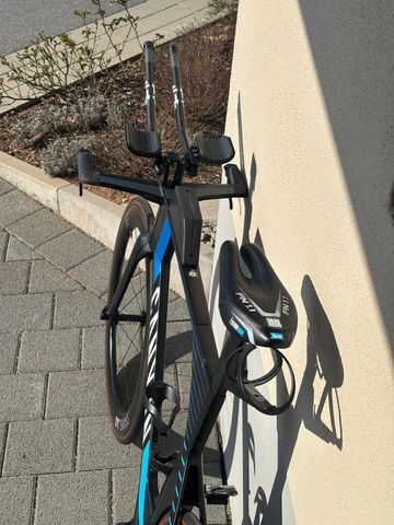 Canyon Speedmax CF SLX 8.0 SL 2019 2019 Road & Gravel usato, Nero — immagine 6 di 10