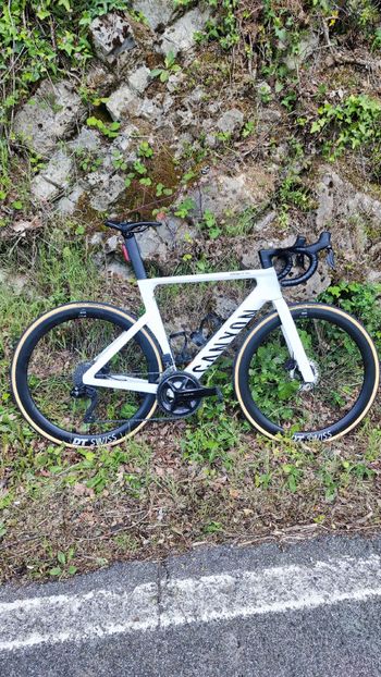 Used Canyon Aeroad CF SLX 7 Di2 2025 2025 Road & Gravel