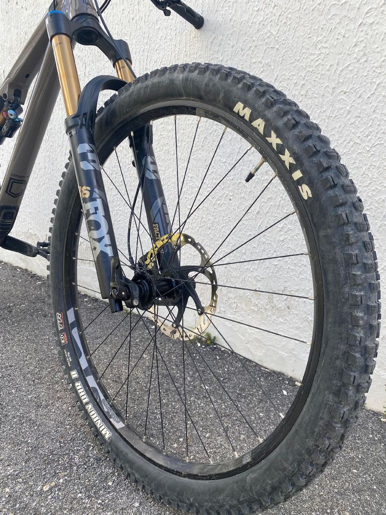 Used Commencal META TR V4 RIDE 2022 2022 Mountainbike, Black, 29 — image 6 of 8