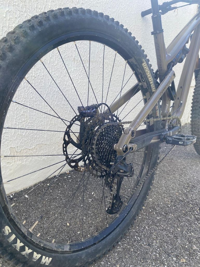 Used Commencal META TR V4 RIDE 2022 2022 Mountainbike, Black, 29 — image 7 of 8