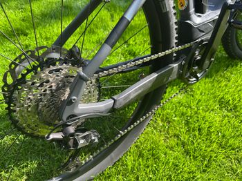 Used CUBE REACTION HYBRID, SLT 750 2023 2023 Mountainbike, Black, 27.5, 29 — image 3 of 11